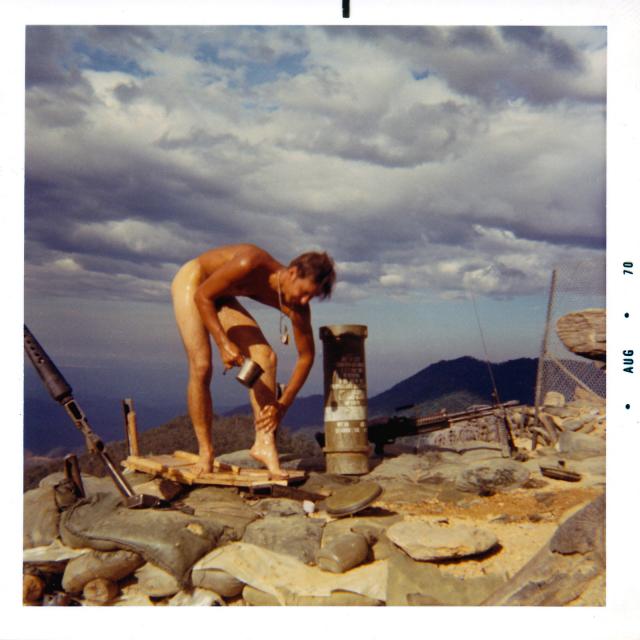 2 Grunt Cleanliness  Whos That